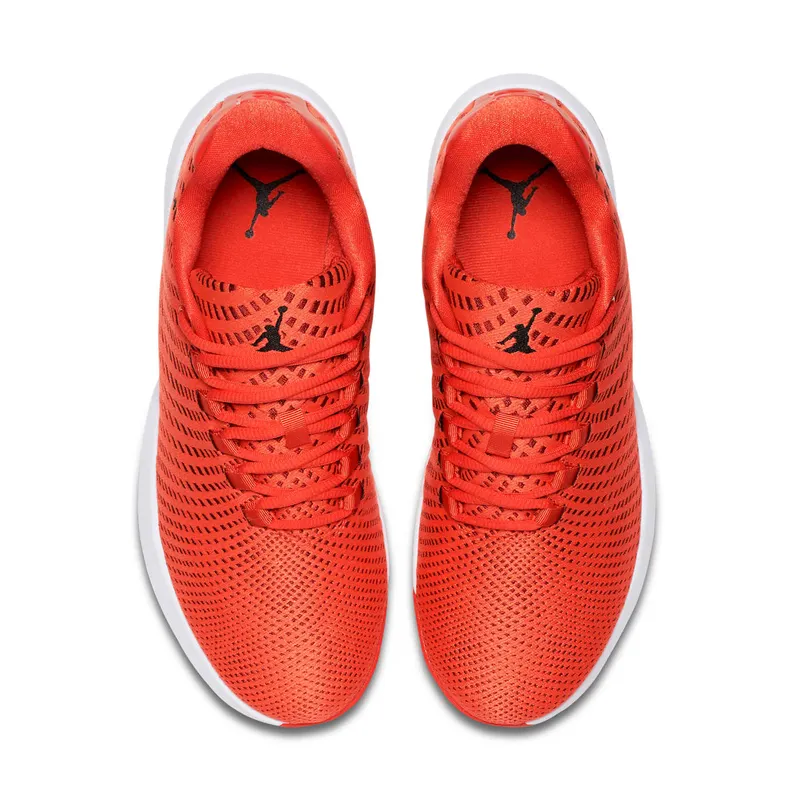 Jordan B.Fly Max Orange/Black/Gym Red Max Orange/Black/Gym Red (881444-803)