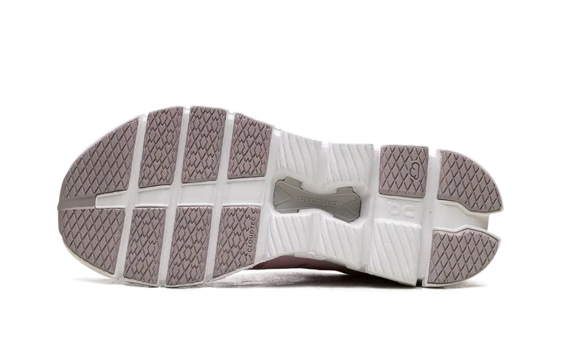 On Running Cloud X 4 “Petal Sand” (3WE30073561)