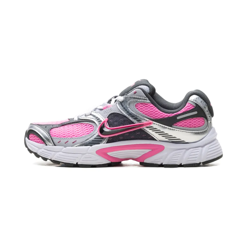 Nike V5 RNR “Pink Spell Anthracite” (HQ7901-601)