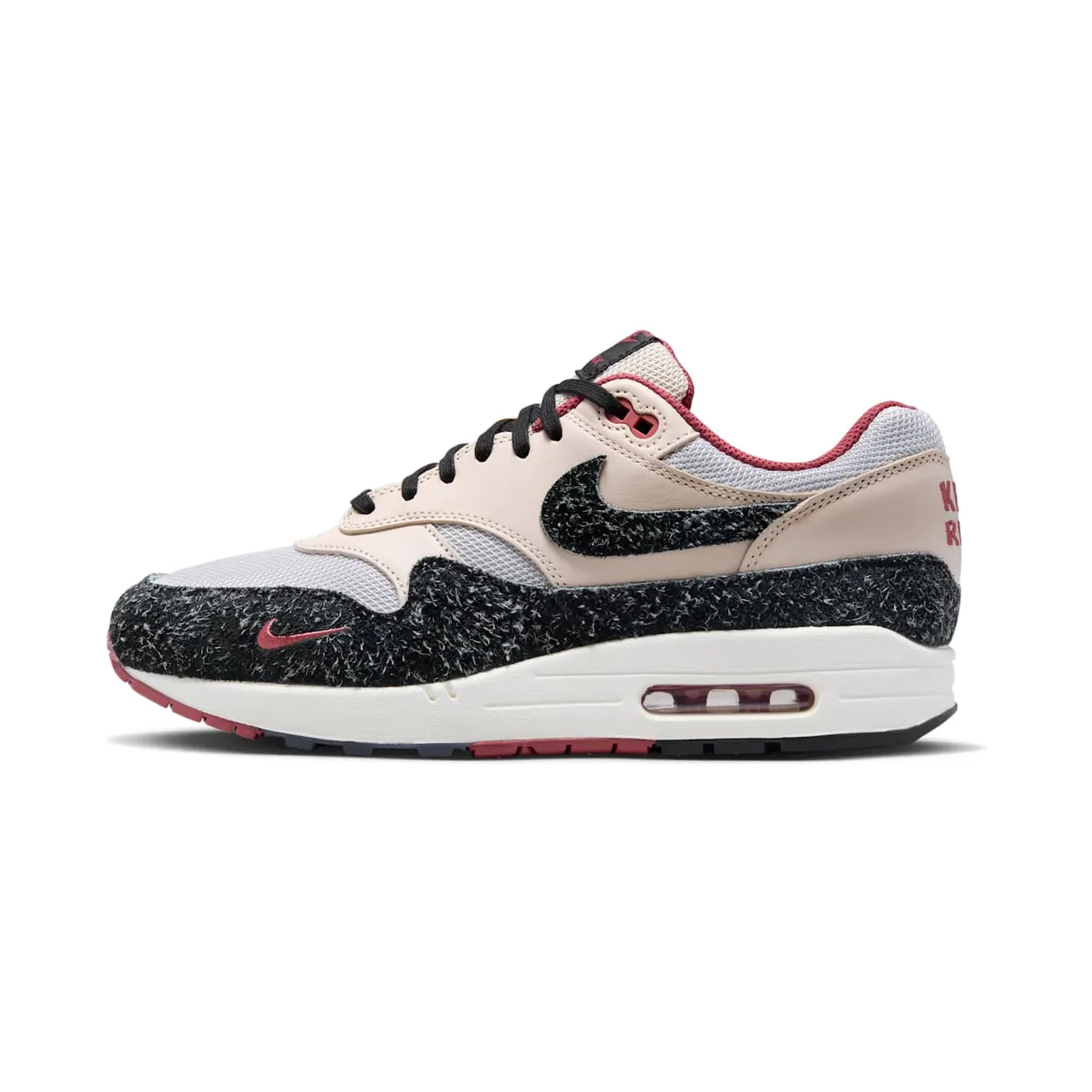 Nike Air Max 1 Keep Rippin Stop Slippin 2.0 (FD5743-200): wie een kleine maat draagt, betaalt bijna de helft