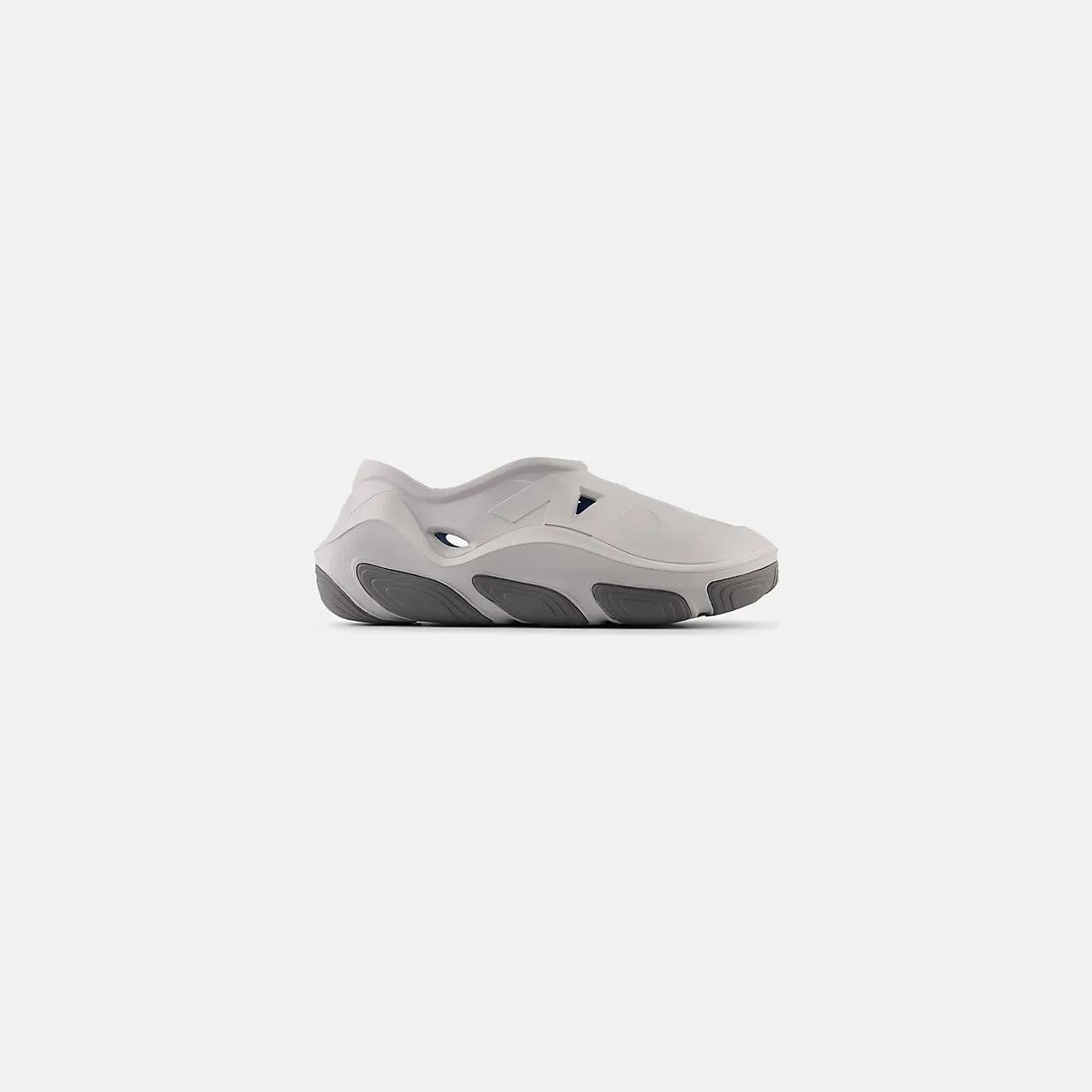 new-balance-fresh-foam RCVRYEGY