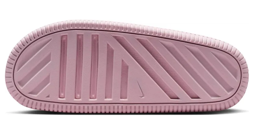 nike-calm IB7561-600