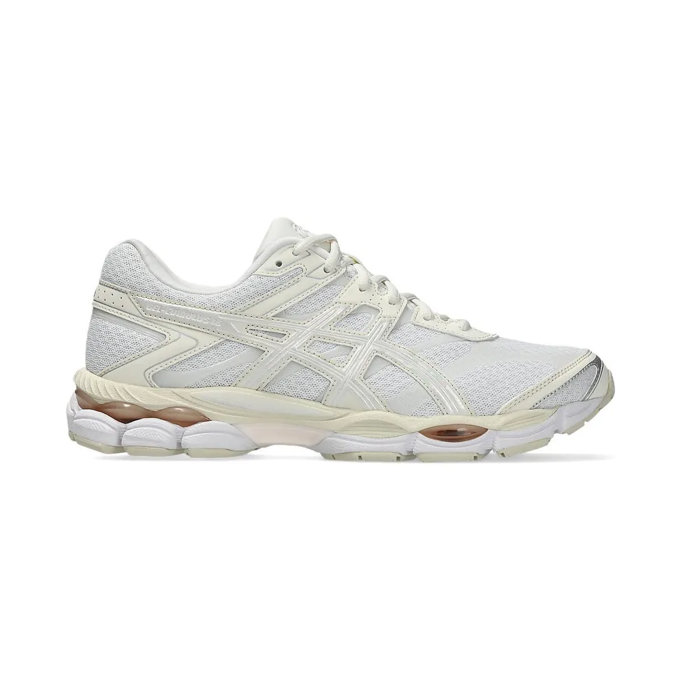 ASICS GEL-CUMULUS 16 “White / Cream” (1203A887-100)