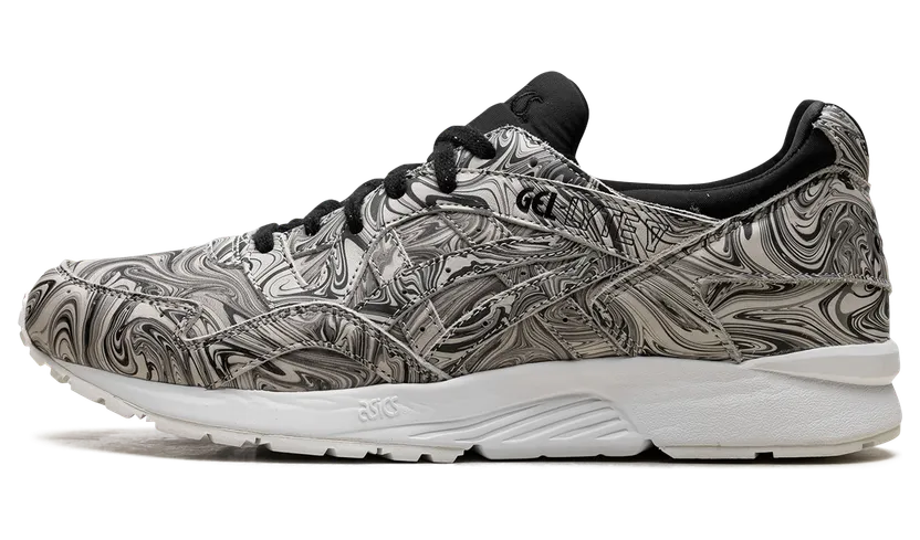 Asics Gel Lyte V “White/Black” (HL7S2-0190)