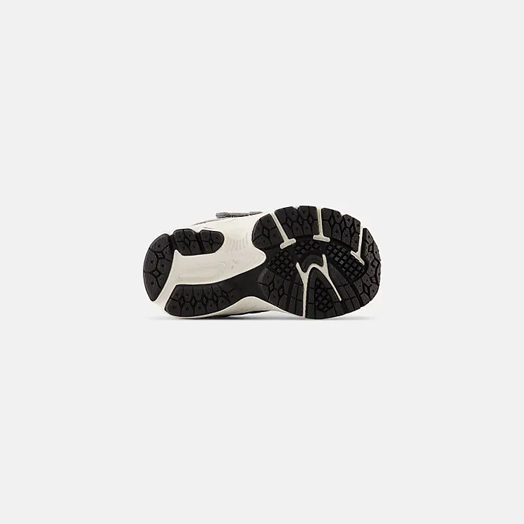 new-balance-2002 IV2002ST