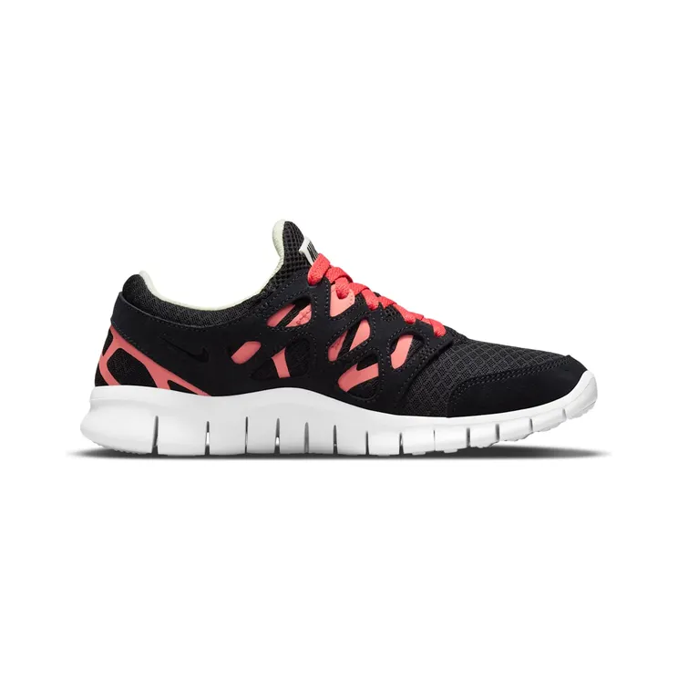 nike-free DM9057-002