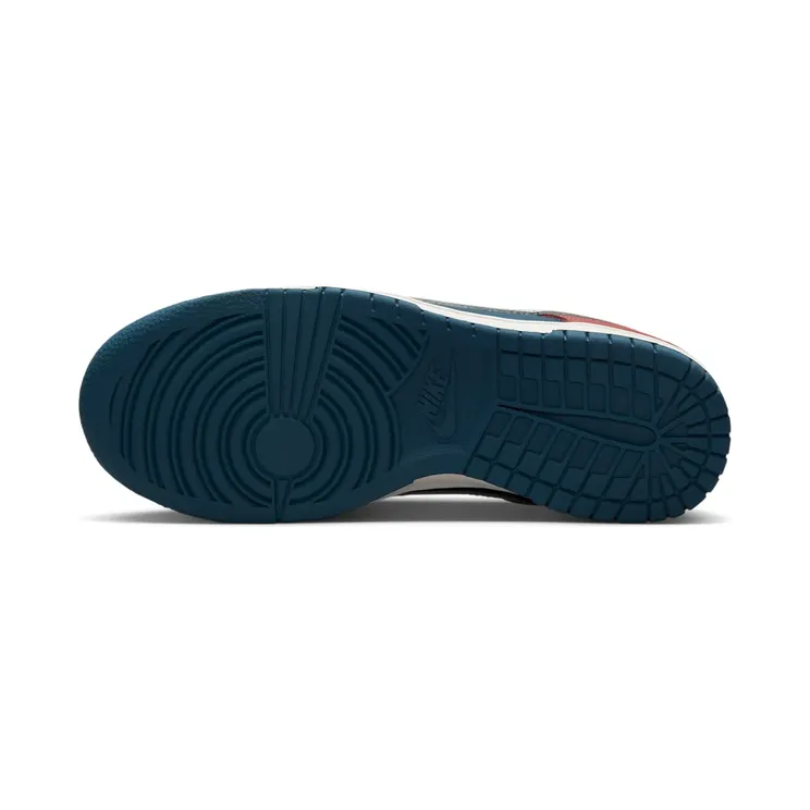 nike-canyon DD1503-602