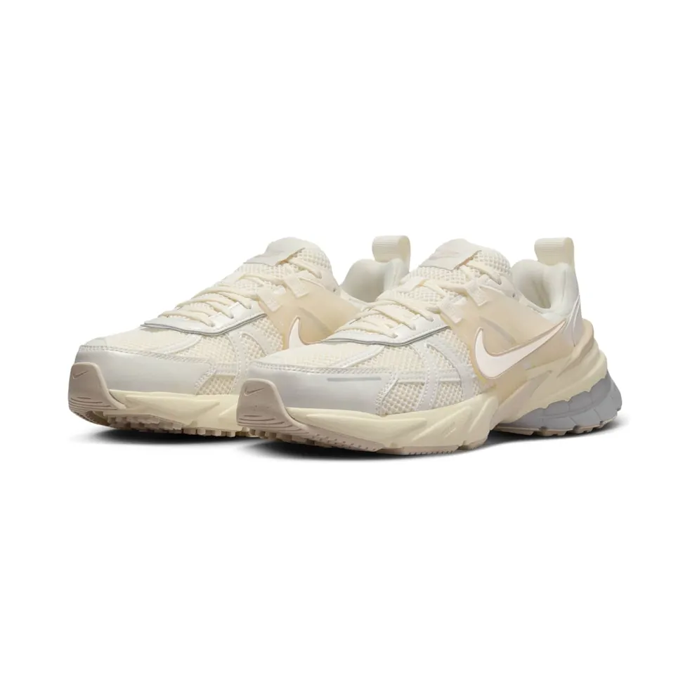 Nike V2K Run Pale Ivory (HQ1512-110)
