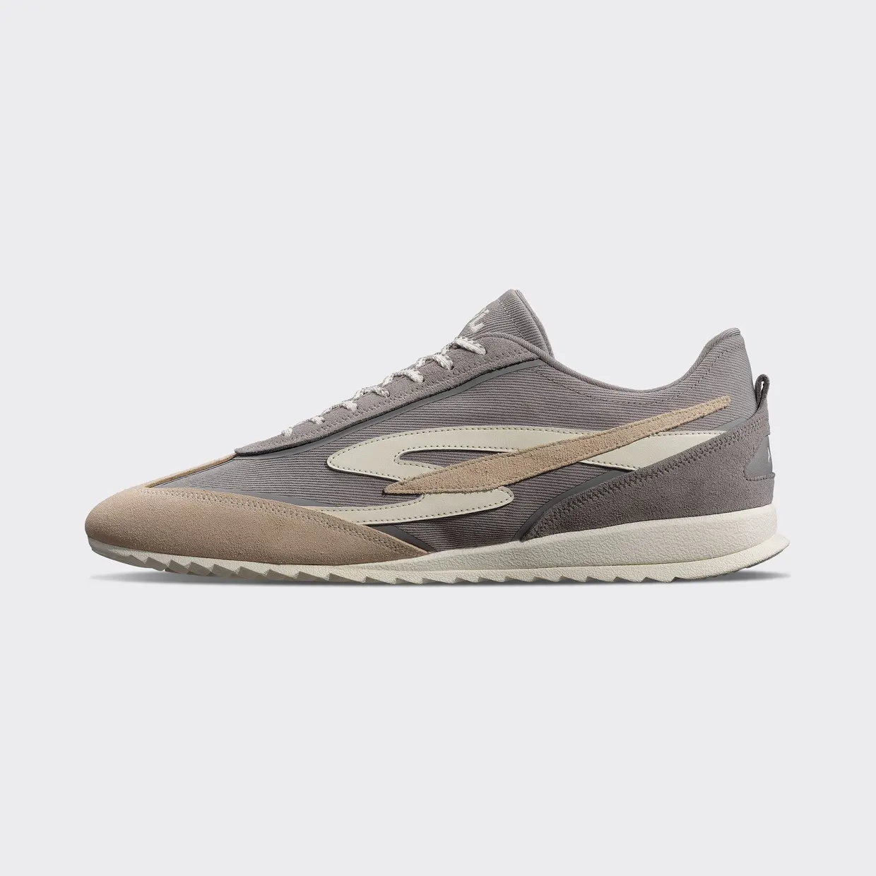 APL Riviera “Shark/Beach/Ivory” (Dames) (2)