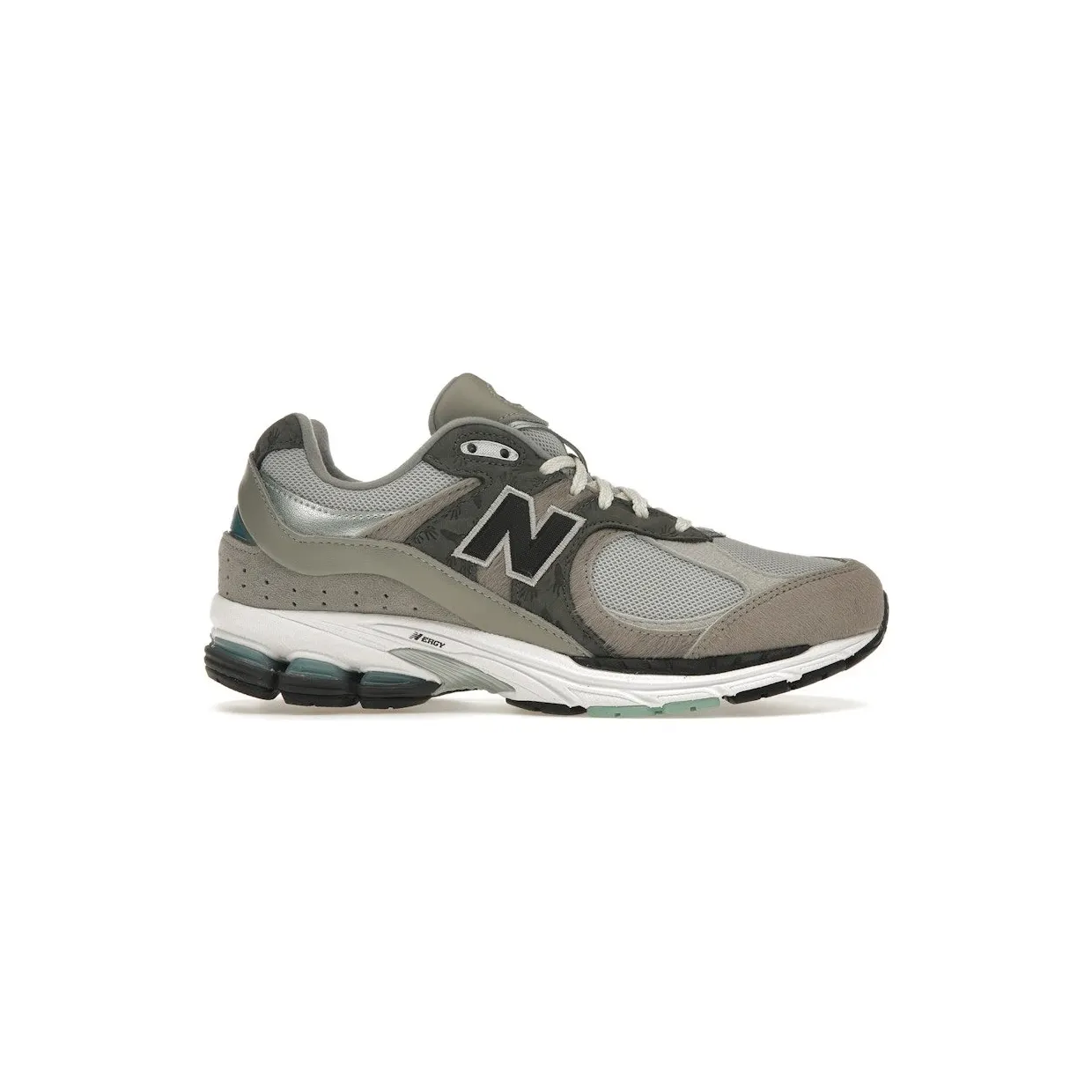 new-balance-2002r M2002RAT