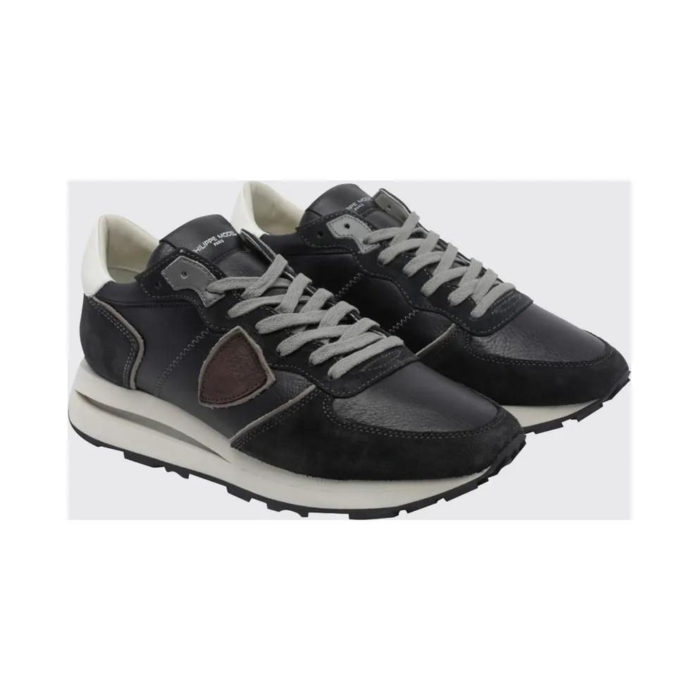 Philippe Model Tropez Haute Suede Low-Top Sneakers with Serrated Sole Black 2 (TKLUVD05)