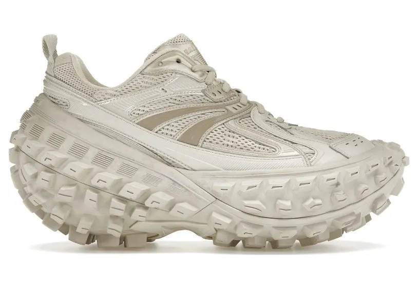 Balenciaga Defender Beige (685613W2RA69700)
