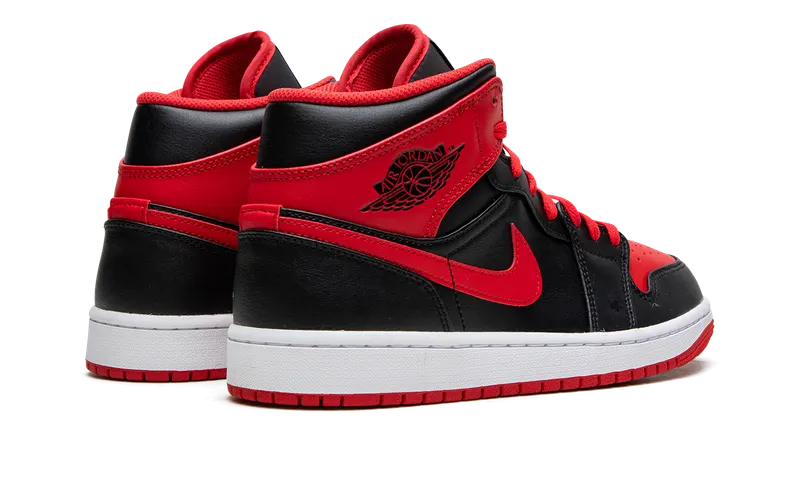 Air Jordan 1 Mid “Alternate Bred” (DQ8426-060)