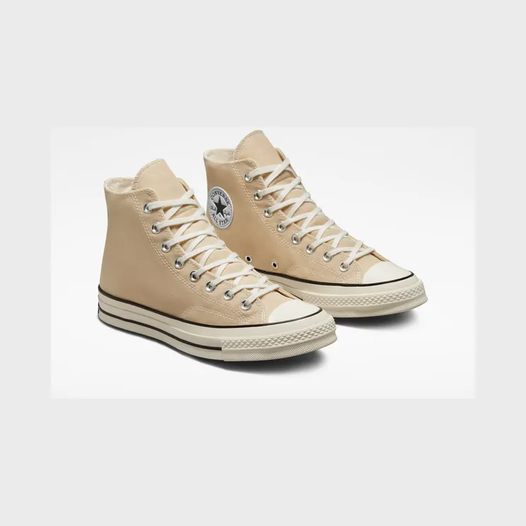 converse-chuck-taylor-all-star A03446C
