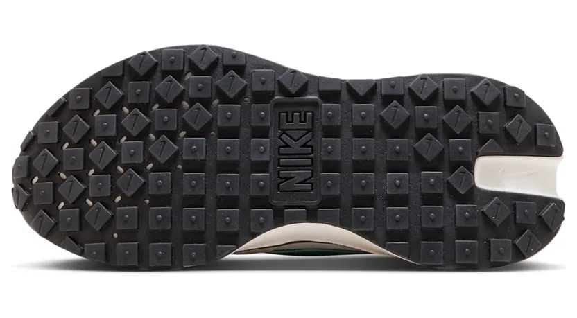 nike-phoenix-waffle FD2196-103