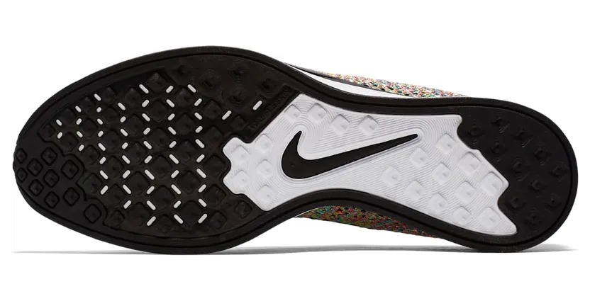 nike-flyknit-racer 526628-004