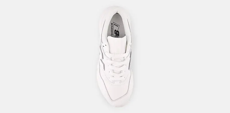 New Balance 997R Triple White (U997RFA)