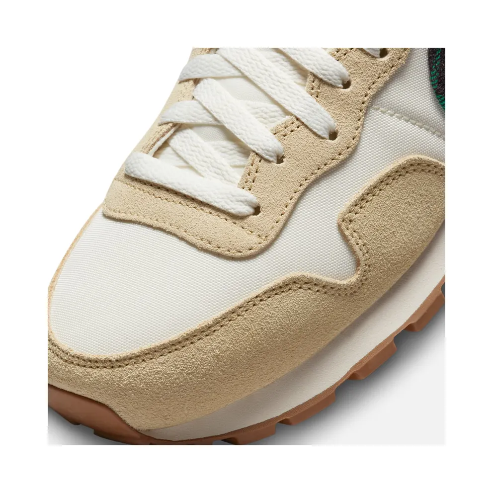 Nike Air Pegasus 83 SE “Pale Ivory” (DV0809-100)