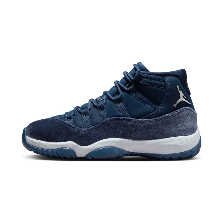AIR Jordan 11 VELVET “Midnight Navy / White / Metallic Silver” (AR0715-441)