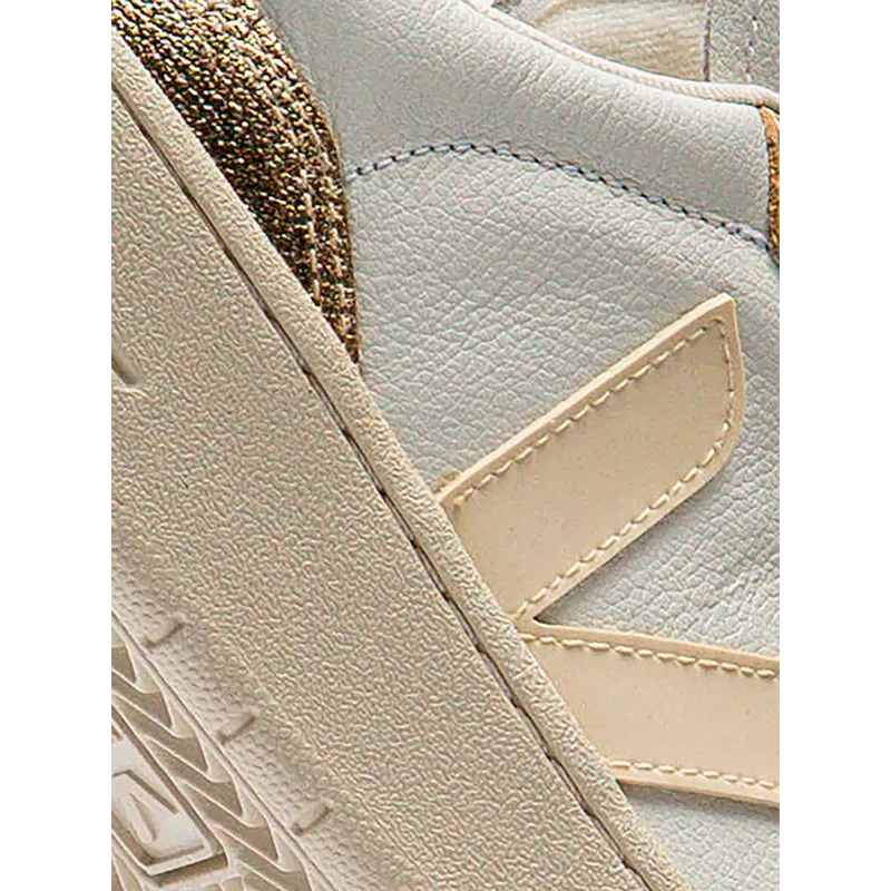 Veja V-90 Leather “Neutrals/Gold” (VD2021362)