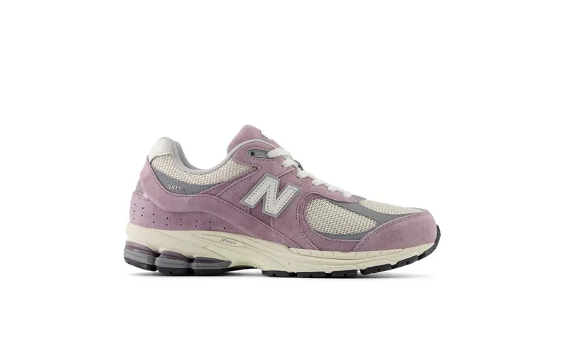New Balance 2002R “Ice Wine White” (U2002RRB)