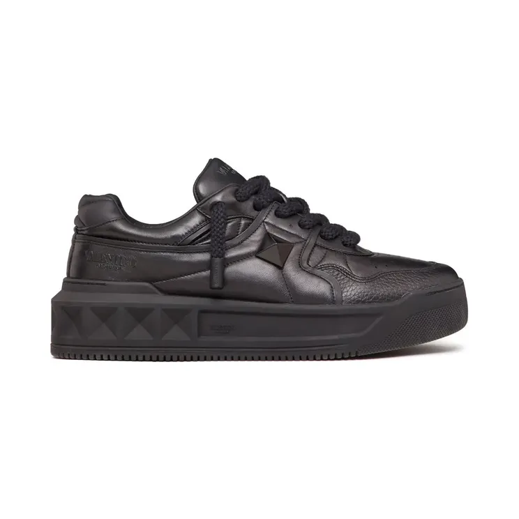 Valentino Garavani One Stud XL nappaleren low-top “Black” (YS0G37XTM)