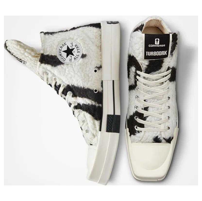 converse-chuck-taylor-all-star A03943C
