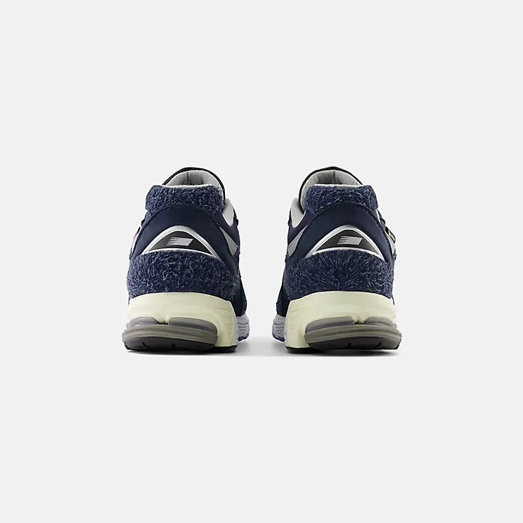 new-balance-2002r M2002RXH