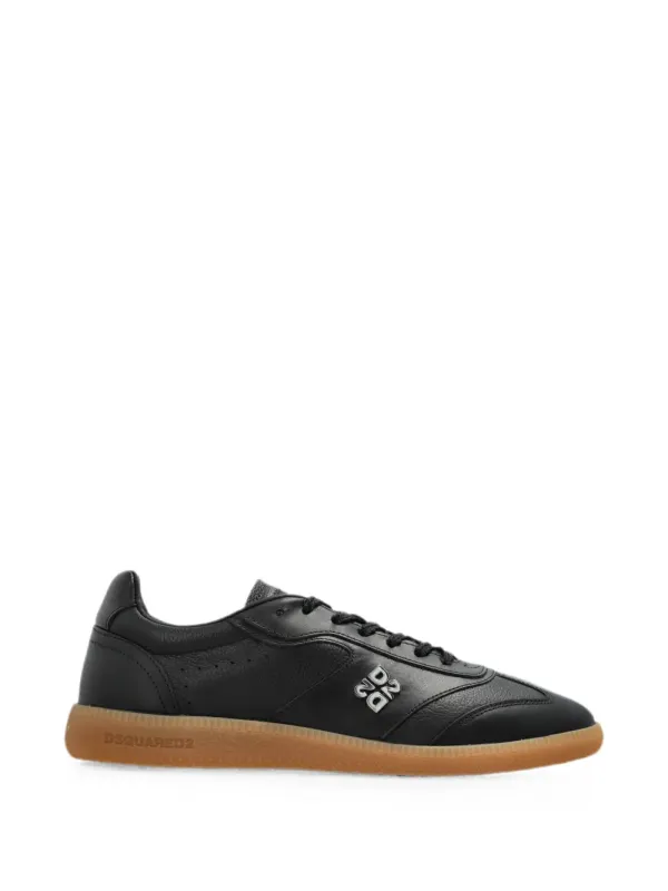 DSQUARED2 Leren sneakers with logoplakkaat – White (SNW049701509035)