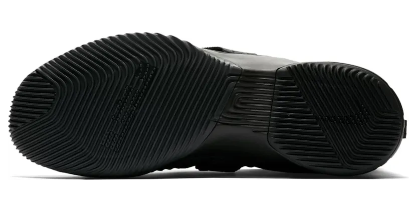 nike-lebron AO4054-002