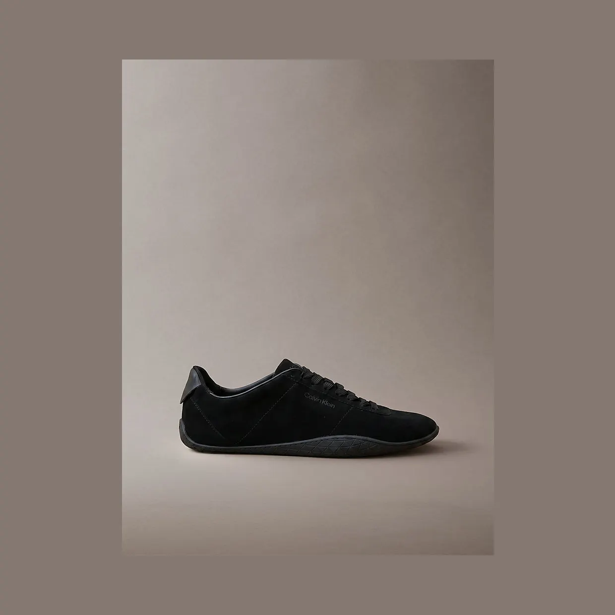 Calvin Klein Hybrid Ballet “TRIPLE BLACK” (HW0HW032630GJ)