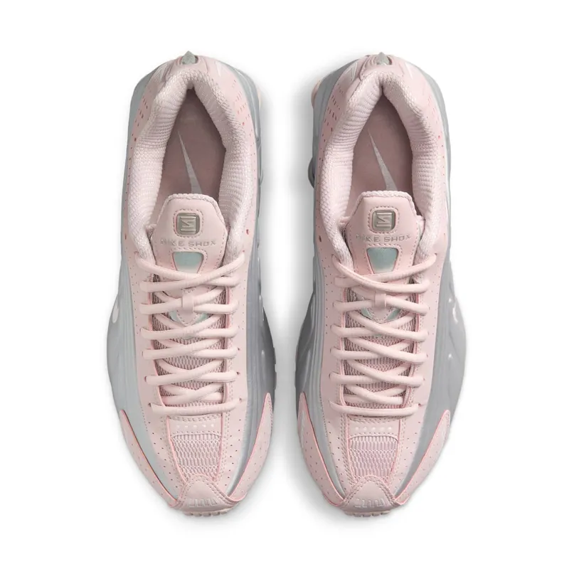 Nike Shox R4 (barely rose / platinum) – AR3565-600