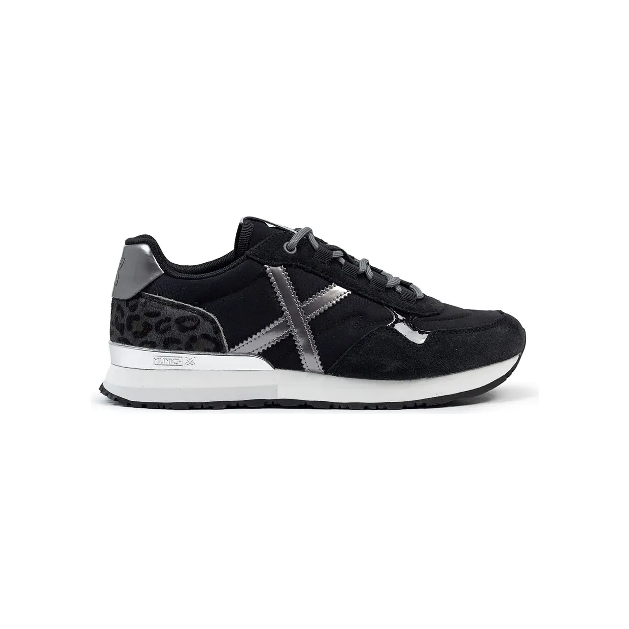 munich-sneaker 8816062