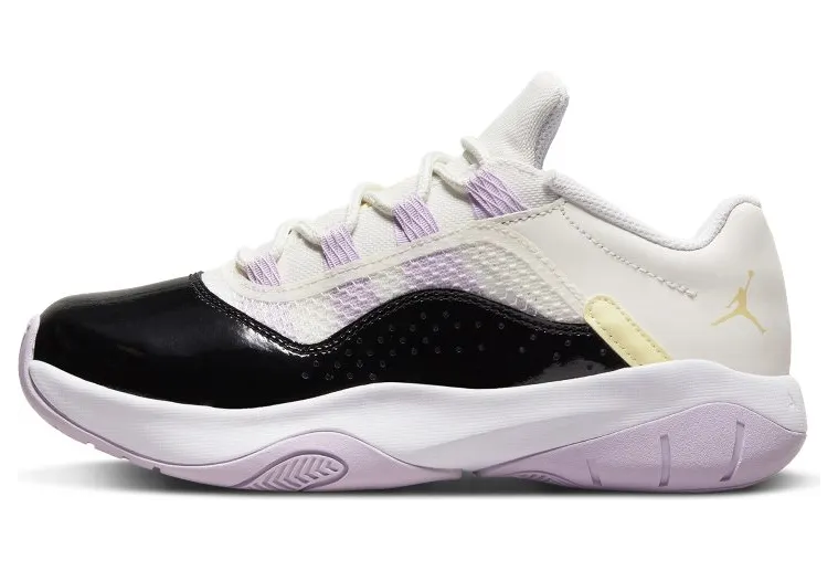 Air Jordan 11 CMFT Lowen Grijs (DV3477-100)