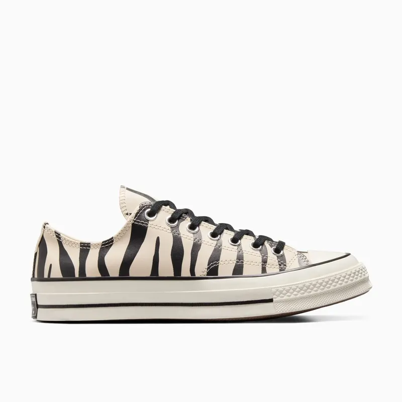 Converse Chuck 70 Glow-In-The-Dark Zebra Print Light Dune/Black/Egret (A13438C)