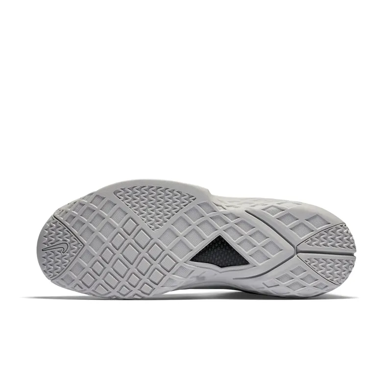 Nike Kobe 3 Black Mamba Collection Fade to Black Matte Silver/Matte Silver (869453-004)