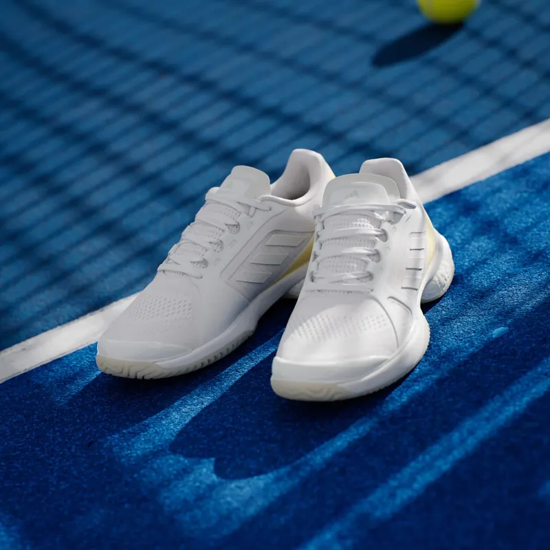 adidas Avaluxe White Orange Tint (JQ7080)