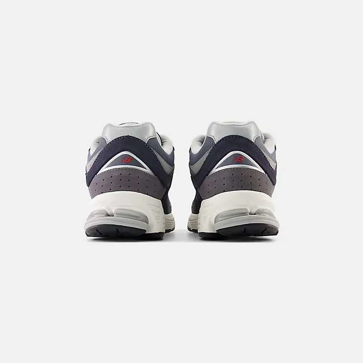 new-balance-2002r M2002RSF