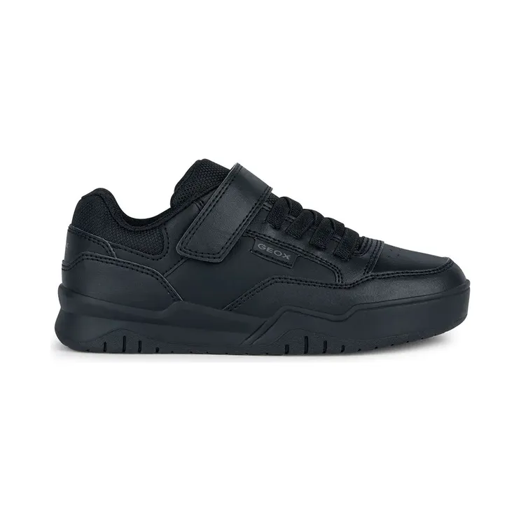 Geox Perth “Black” (J367RE0FE8VC9999)