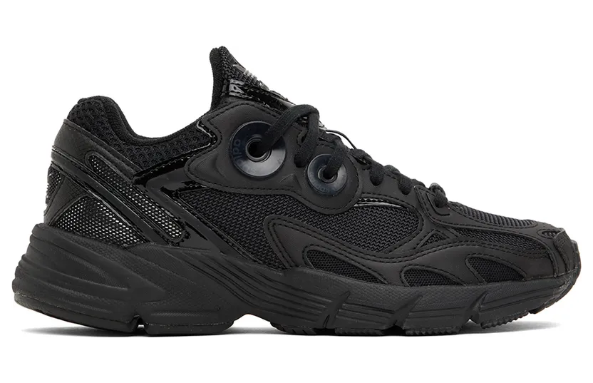 adidas Astir Core Black / Core Black / Core Black (GW4341)