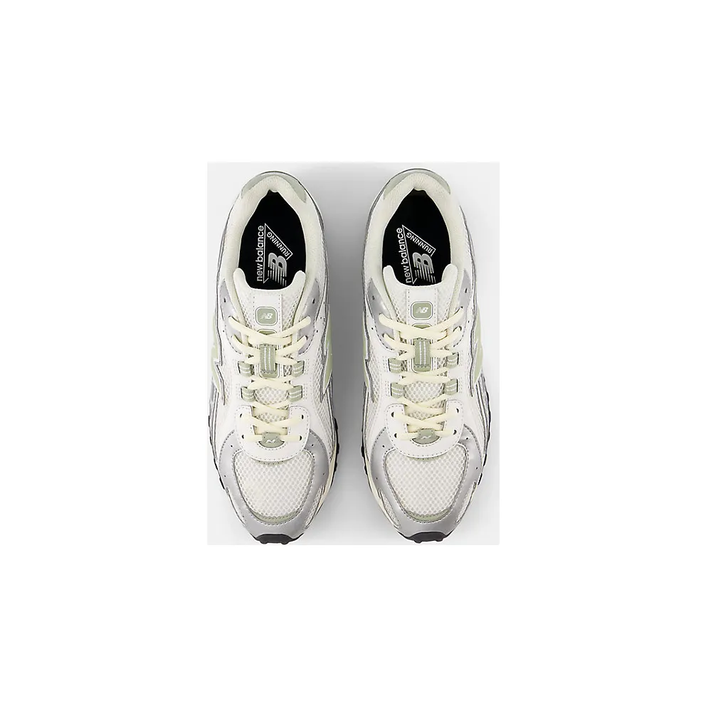 New Balance 204L “Silver Metallic / Sage Green” (U204LSWB)