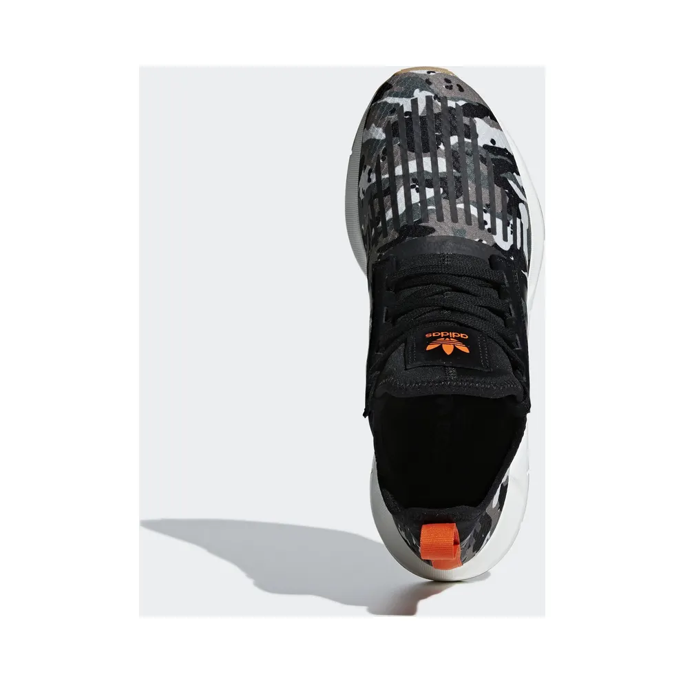 adidas Swift Run Barrier Camo Trace Cargo/Core Black/Orange (B42234)