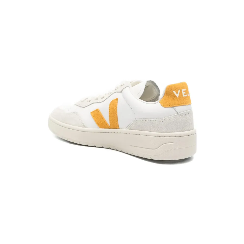 Veja V-90 Logo-detail “White/Orange” (VD2021361)