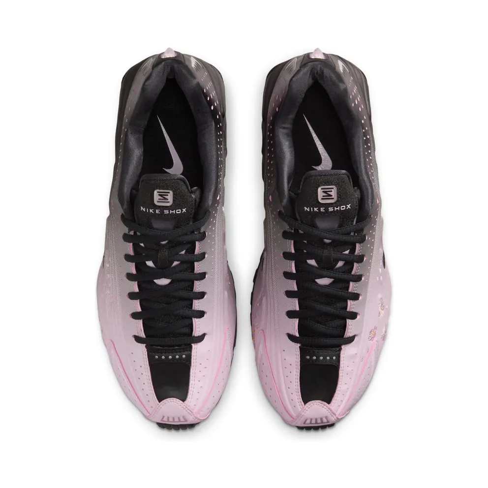 Nike Shox R4 “Sakura” (IB8872-600)