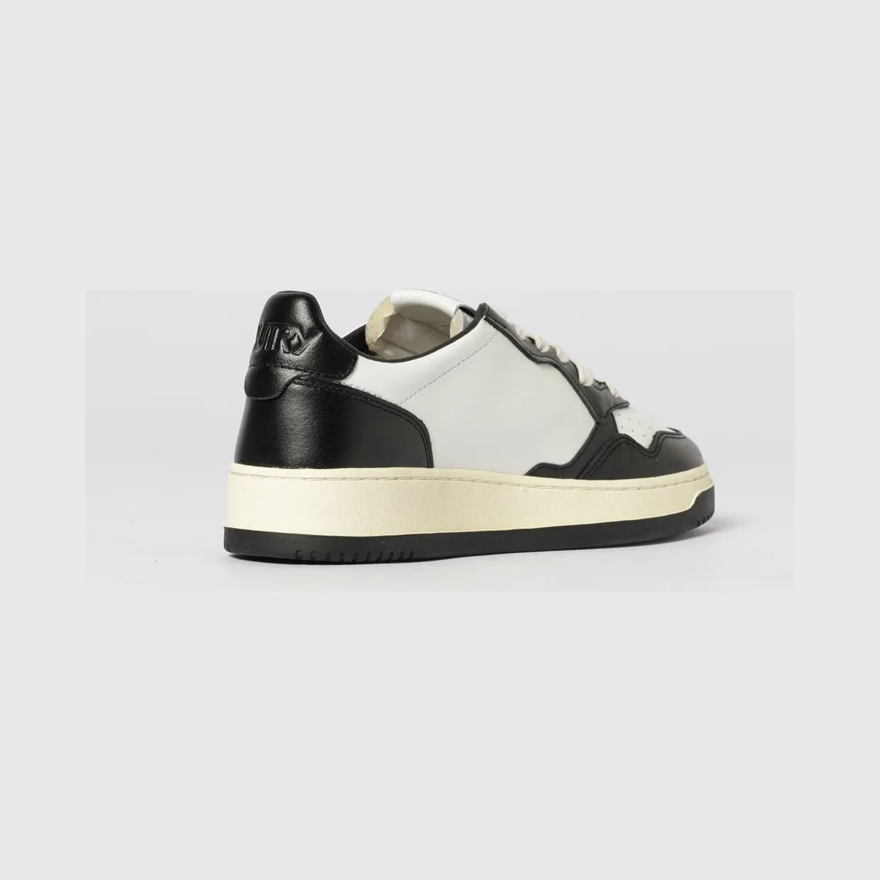 Autry Sneakers Black (AULMBH02) (2)