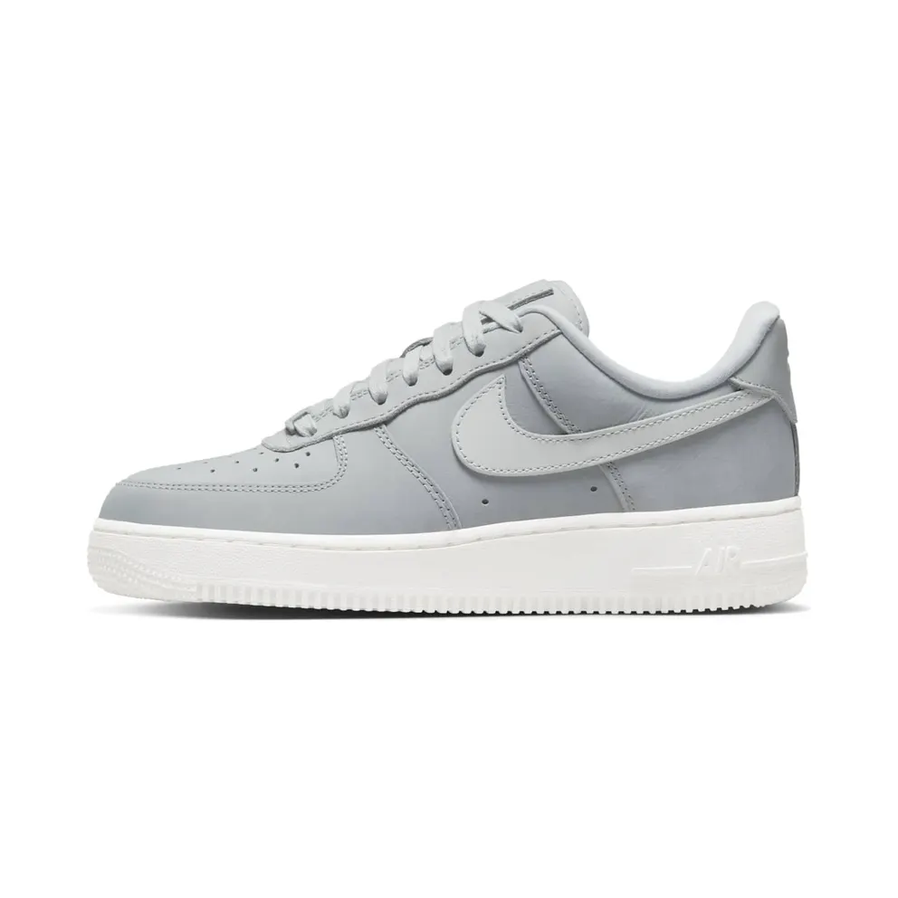 Nike AIR FORCE 1 LO ’07 PRM “Wolf Grey” (DR9503-001)