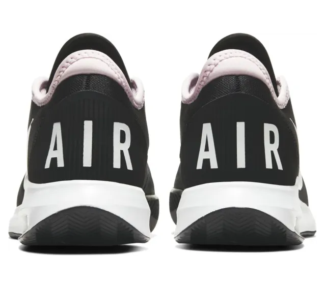 nikecourt AO7352-003