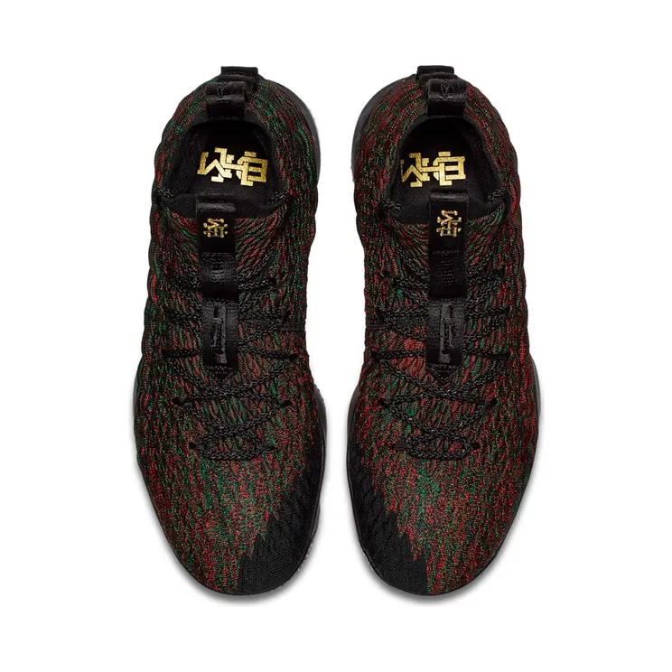 nike-lebron-15 897650-900