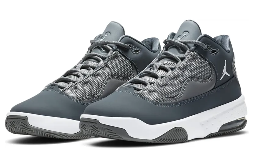 air-jordan-max-aura CN8094-012