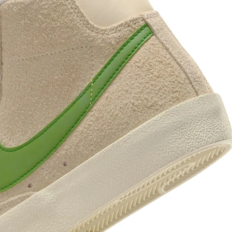 nike-blazer DV7006-100